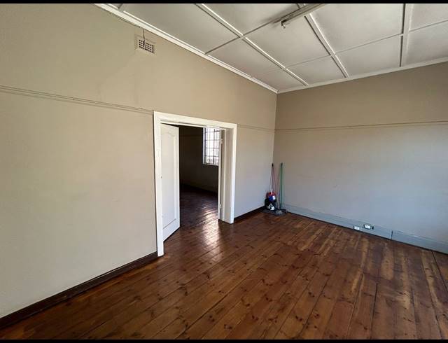 150M² OFFICE TO LET IN DELAREY